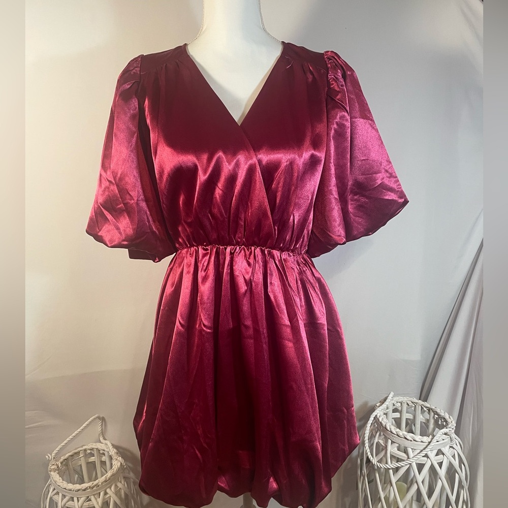 Elegant Burgundy Mini Dress